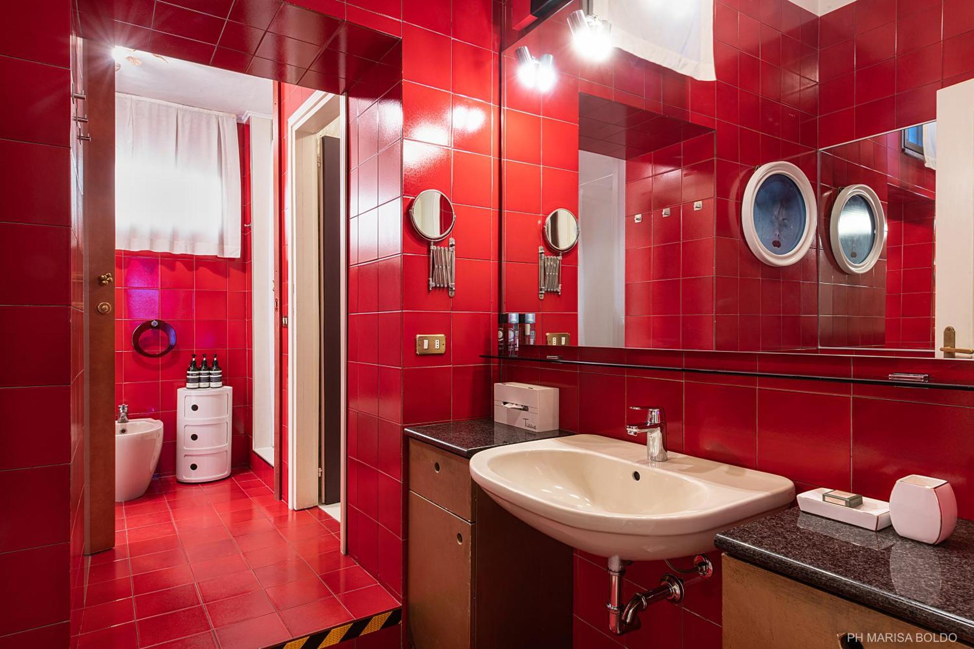 Apartment Billie's Flat Red *